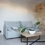 Myra House Дом отдыха *