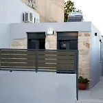 Myra House Дом отдыха Ханья