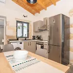 Myra House Дом отдыха